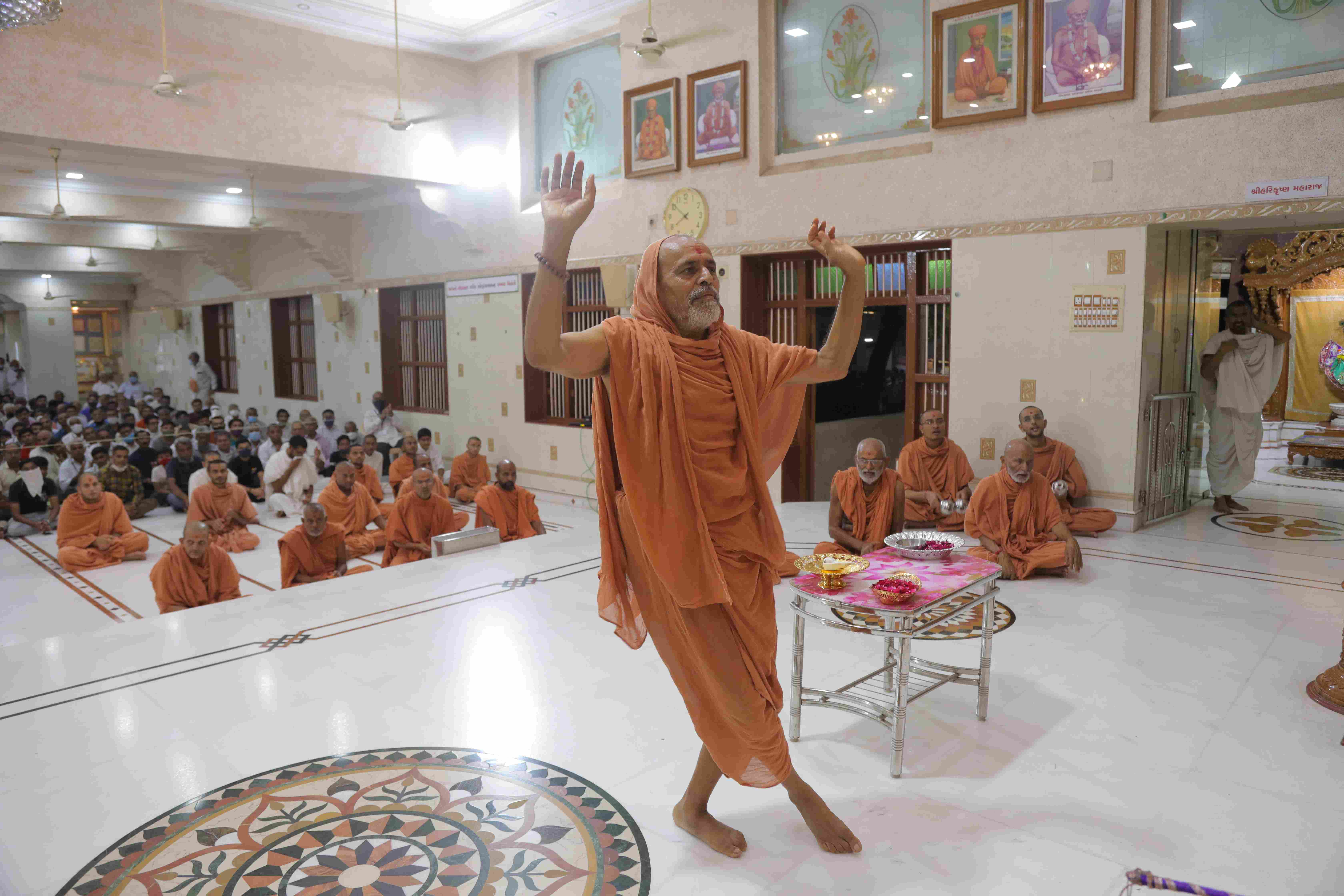 Rajkot Gurukul Aarti Darshan | Swaminarayan Gurukul Rajkot Sansthan