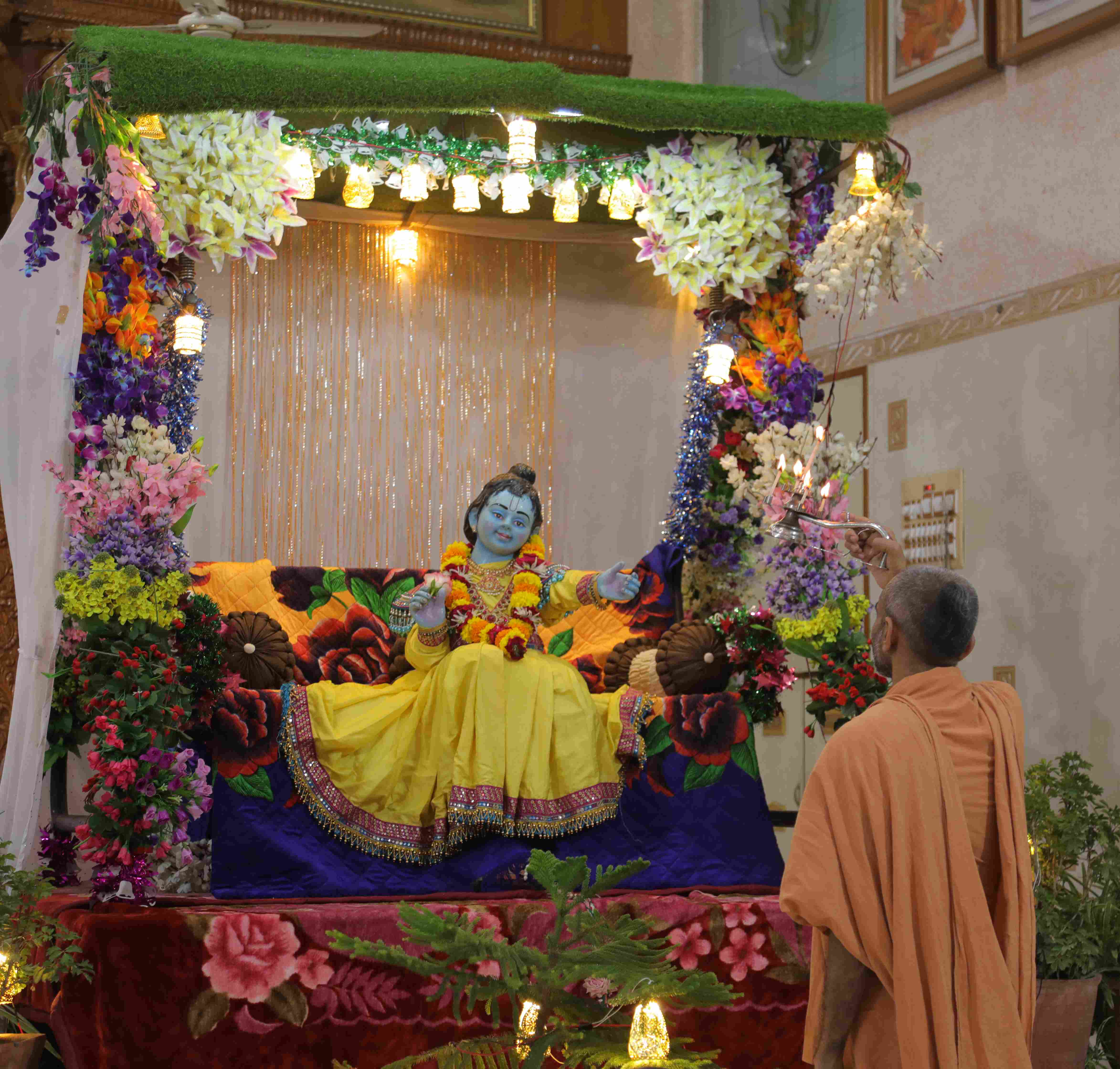 Rajkot Gurukul Aarti Darshan | Swaminarayan Gurukul Rajkot Sansthan