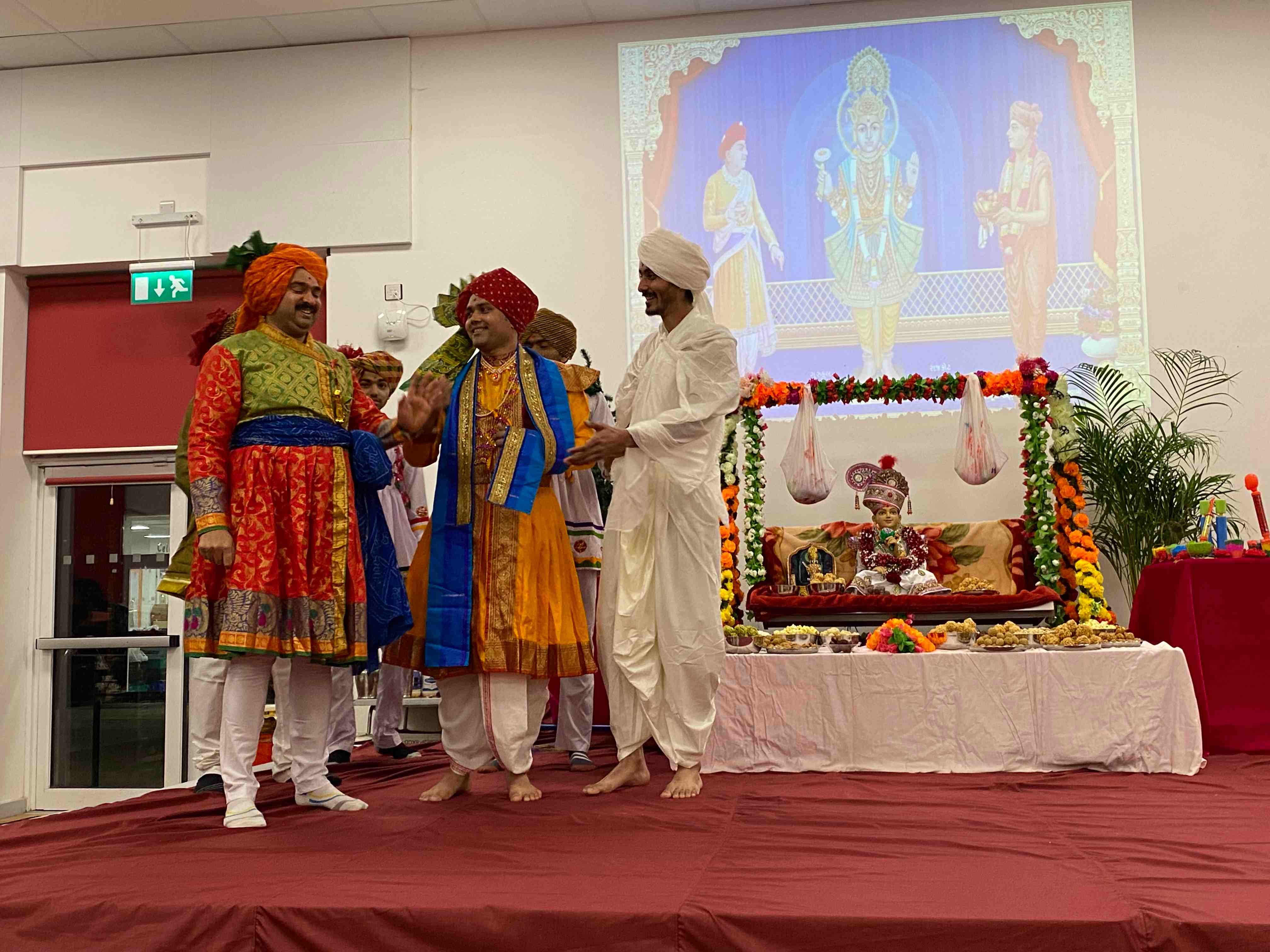 Rangotsav, Pushpadolotsav Celebration at London UK | Swaminarayan ...